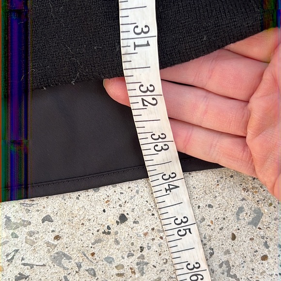 Vince Black Wool Knit Shift Dress w Pleated Polyester Back Size Small - Picture 9 of 13